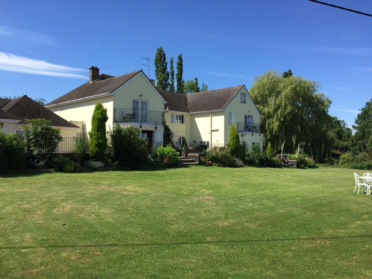 Dodford Grange Bed & Breakfast ดาเวนทรี ภายนอก รูปภาพ